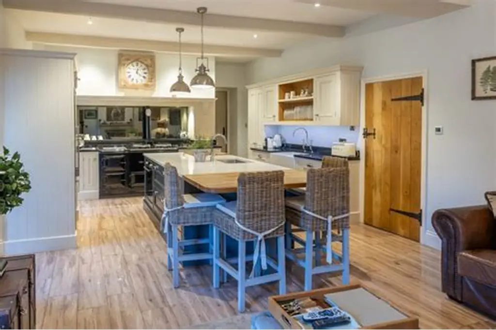Professional House Cleaning Service in Venetia, PA